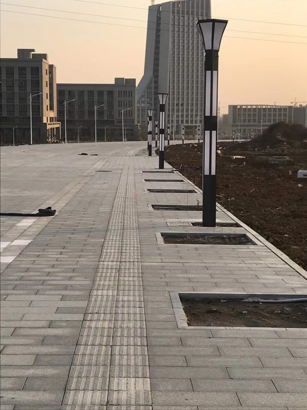LED路燈、庭院燈、景觀(guān)燈_ led路燈價(jià)格